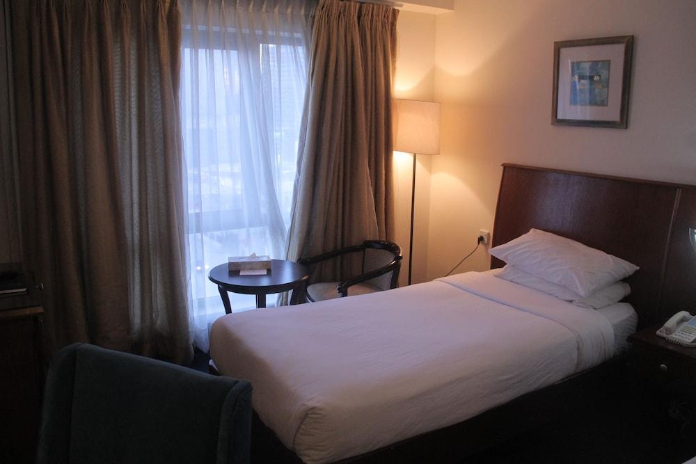 Le Vendome Hotel Amman Esterno foto