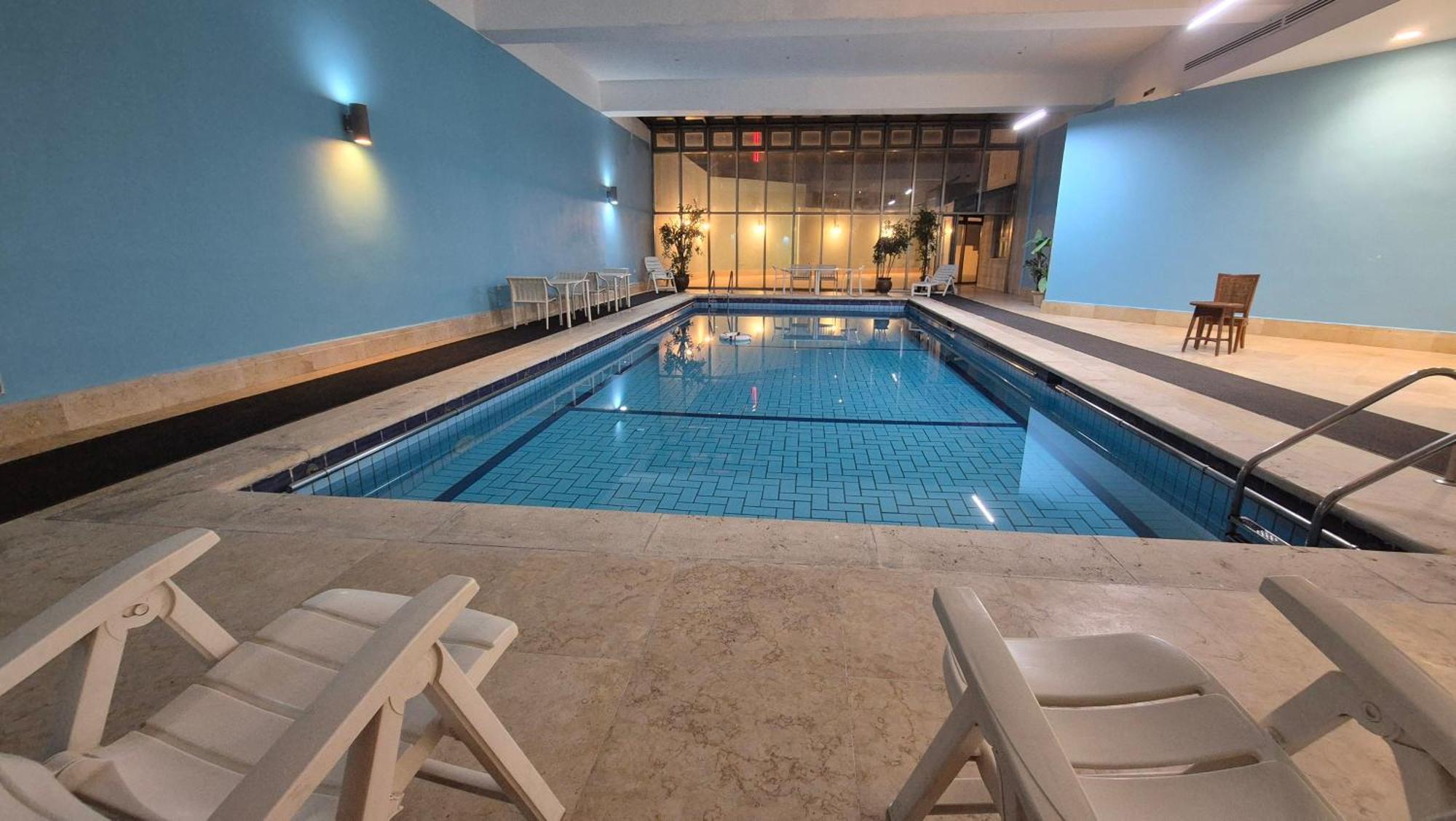 Le Vendome Hotel Amman Esterno foto
