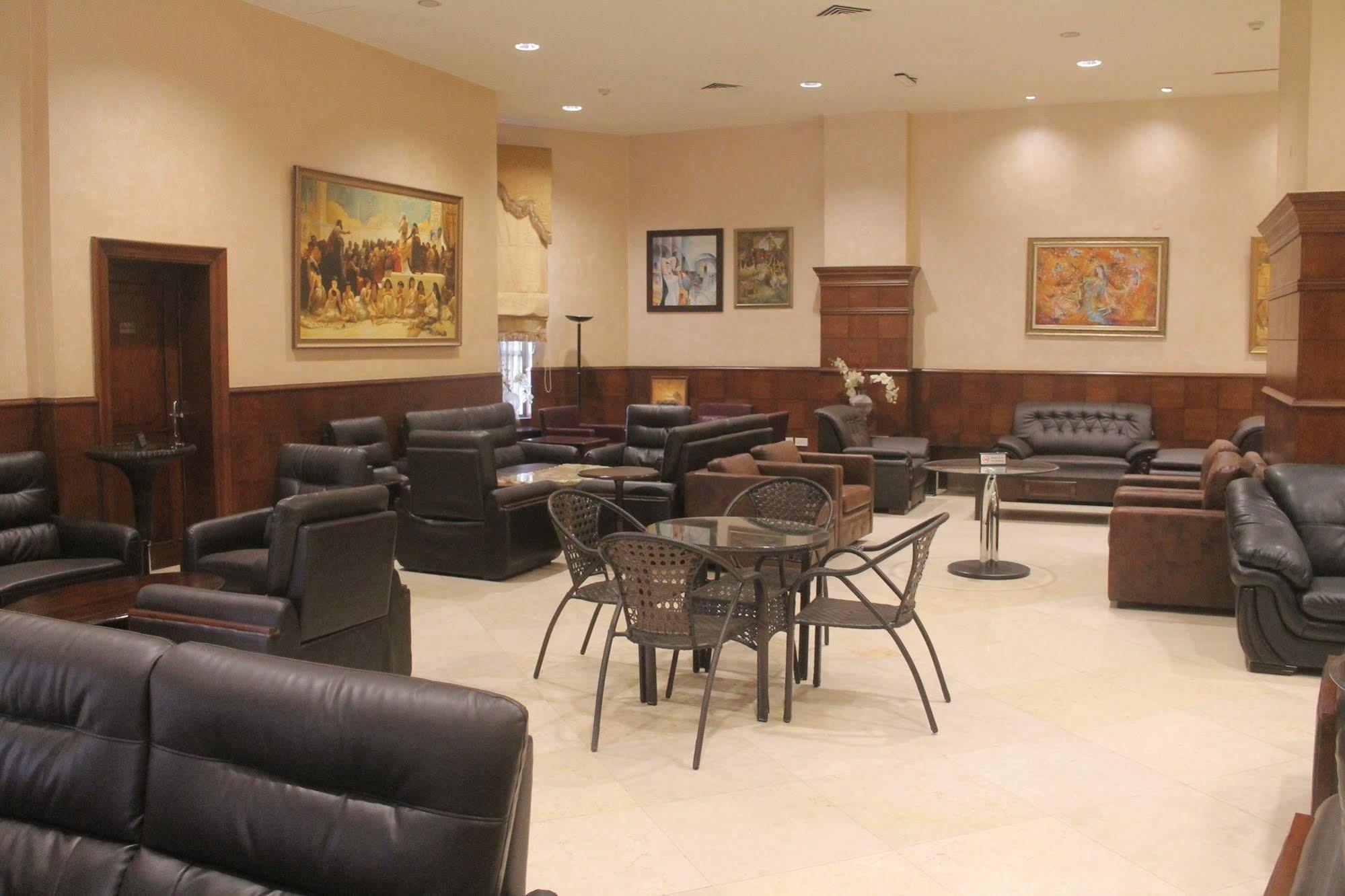 Le Vendome Hotel Amman Esterno foto
