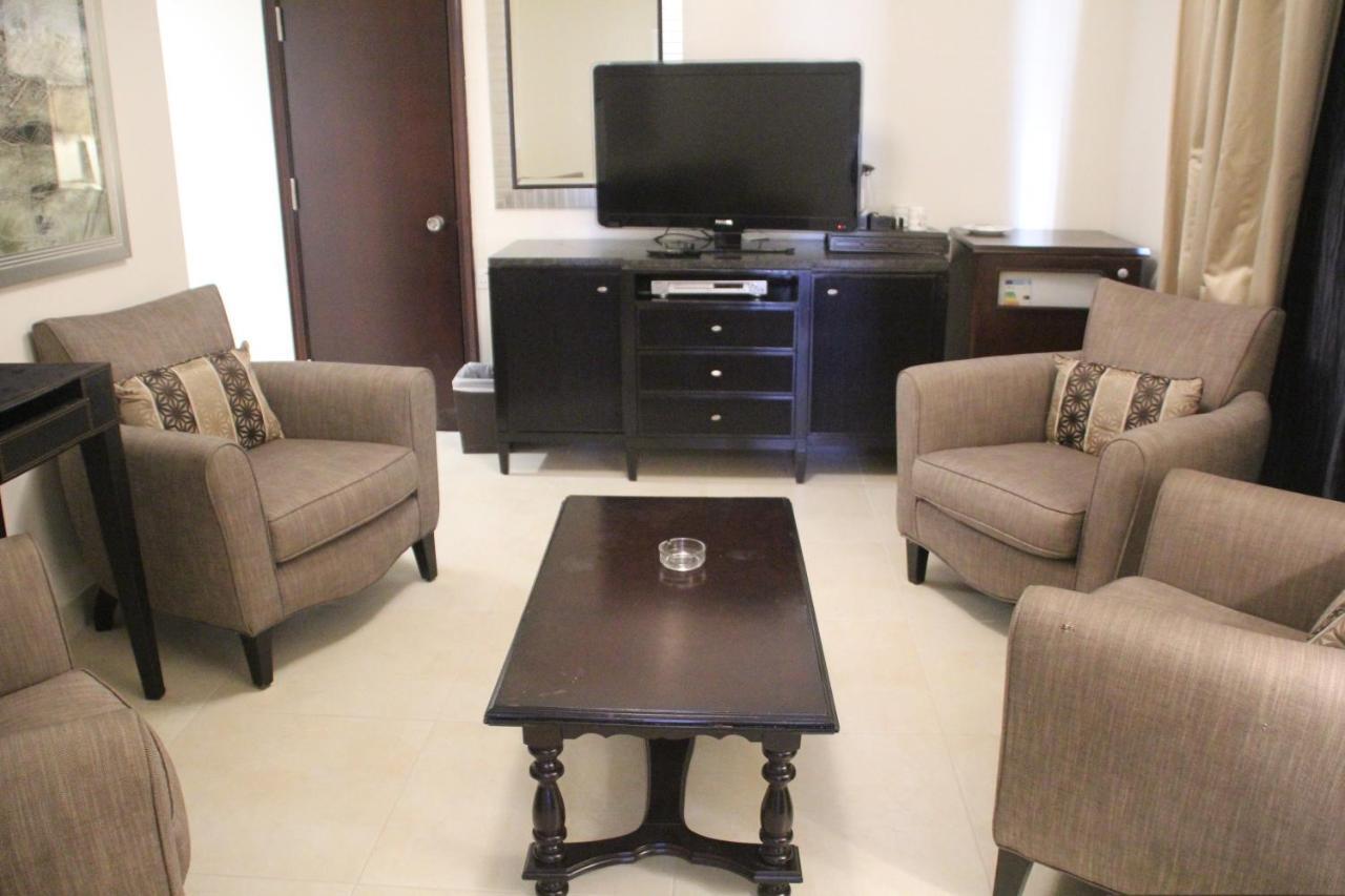 Le Vendome Hotel Amman Esterno foto
